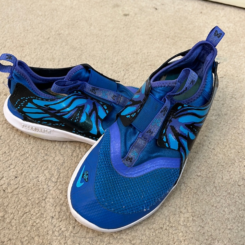 Girls Nike flexrunner